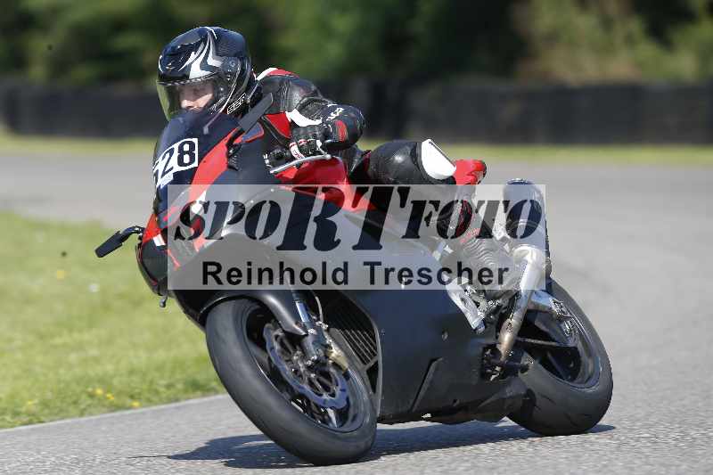 /44 09.08.2025 Plüss Moto Sport ADR/Einsteiger/528